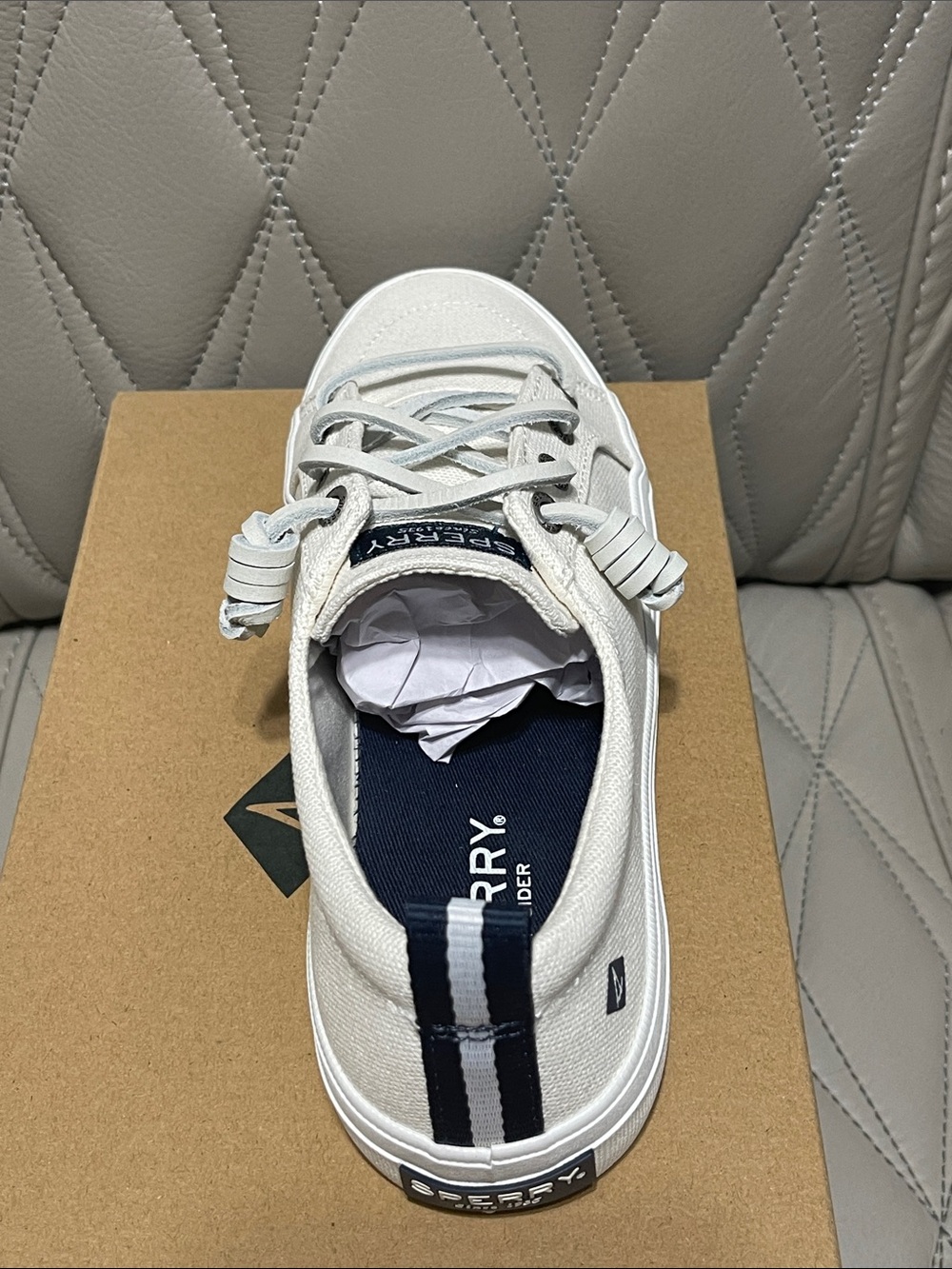 Sperry women’s Crest Vibe Linen White Sneakers with Navy Label - Picture 10 of 11